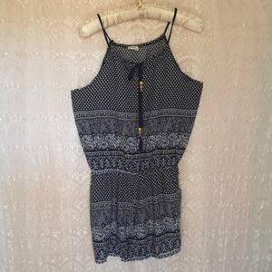 Vivian Boho Hippy Floral Romper Size L With Two Pockets